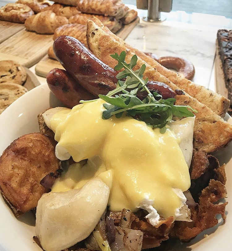 Salt Box Kitchen, Bakery & Bar | 226066 112 Street West, Foothills No. 31, AB T1S 5S5, Canada
