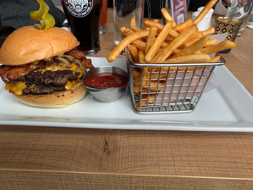 Medium Rare Carnivore Club | 6492 Cartmell Pl SW, Edmonton, AB T6W 4H8, Canada | Phone: (587) 490-8903