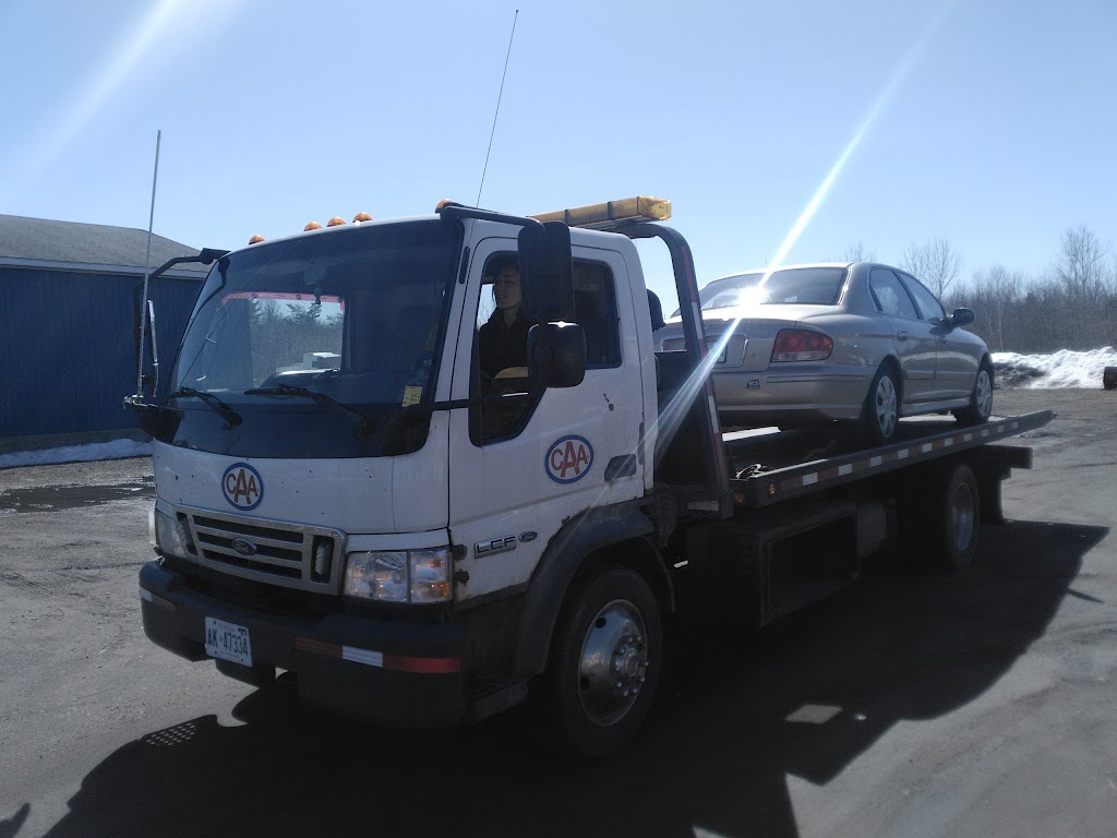 North Algonquin Towing | 1310 Blakely Cres, Pembroke, ON K8A 6Z8, Canada | Phone: (613) 629-1711
