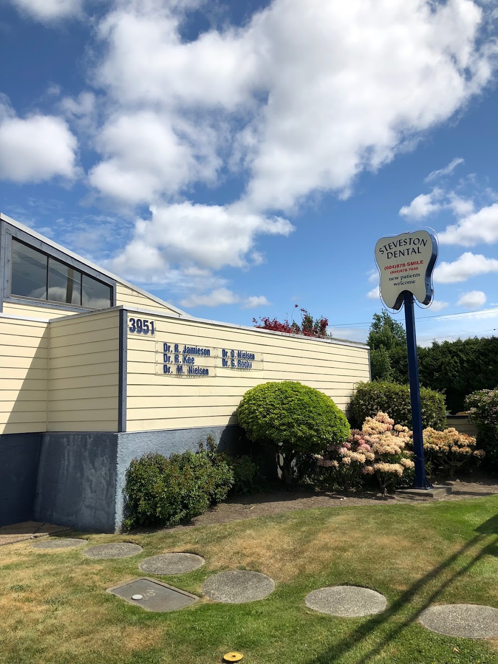 Dr. Rho Kee | 3951 Steveston Hwy, Richmond, BC V7E 2J9, Canada | Phone: (604) 274-6121