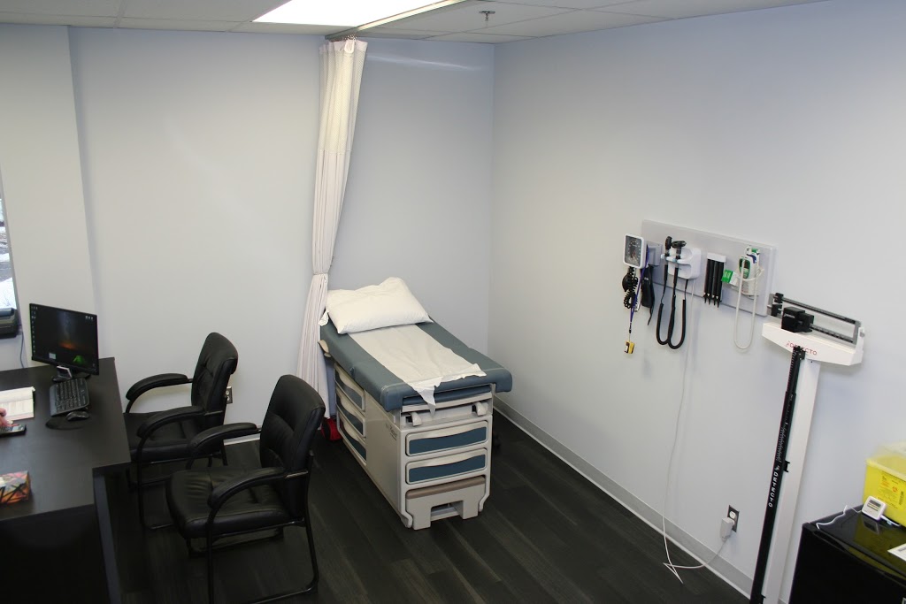 Clinique Médicale Privée Admedica | Complexe des Deux Rives II, 1200 Boulevard Guillaume-Couture, Saint-Romuald, QC G6W 0R9, Canada | Phone: (418) 903-8899