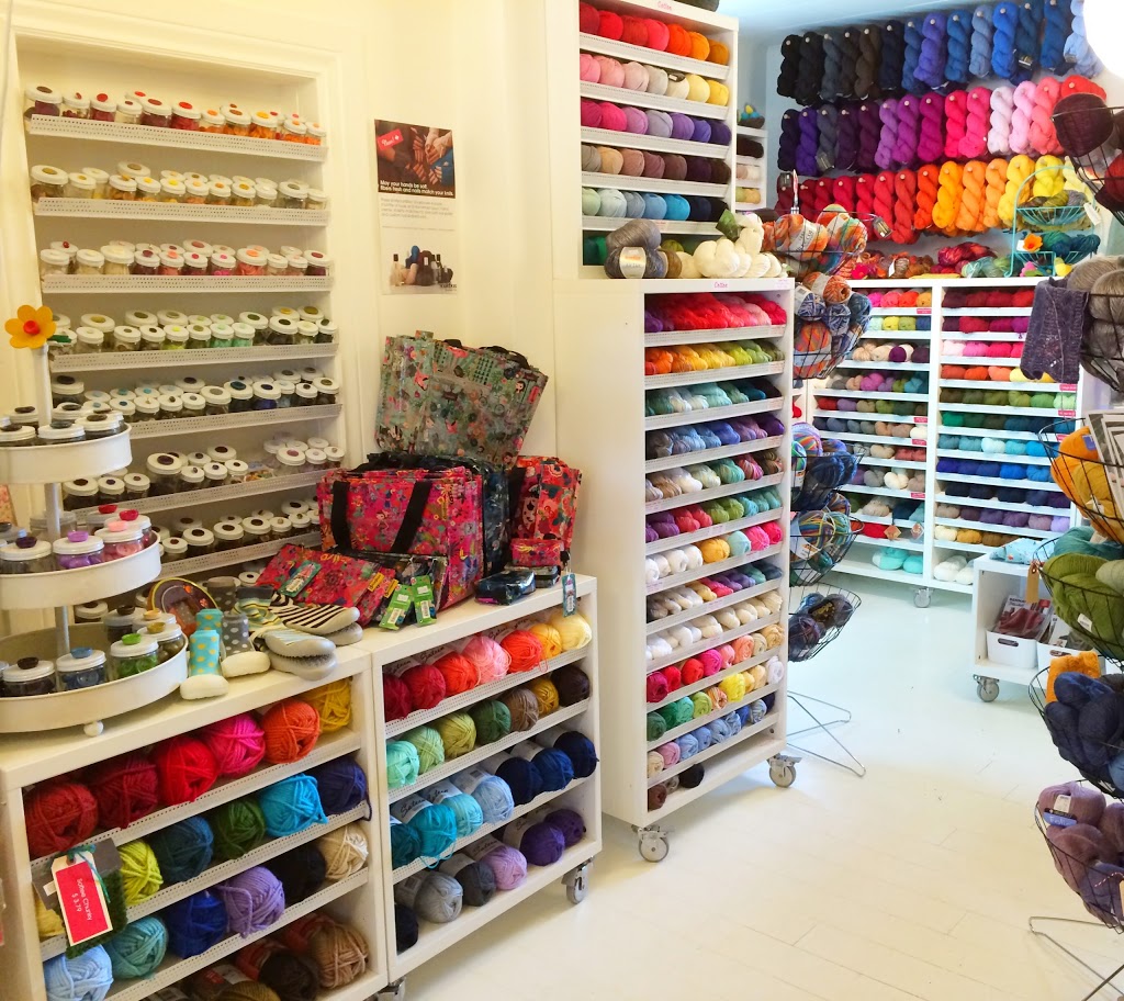 Modern Bee (Bee Modern Fabrics & Yarns) | 1507 Niagara Stone Rd, Virgil, ON L0S 1T0, Canada | Phone: (905) 468-8190