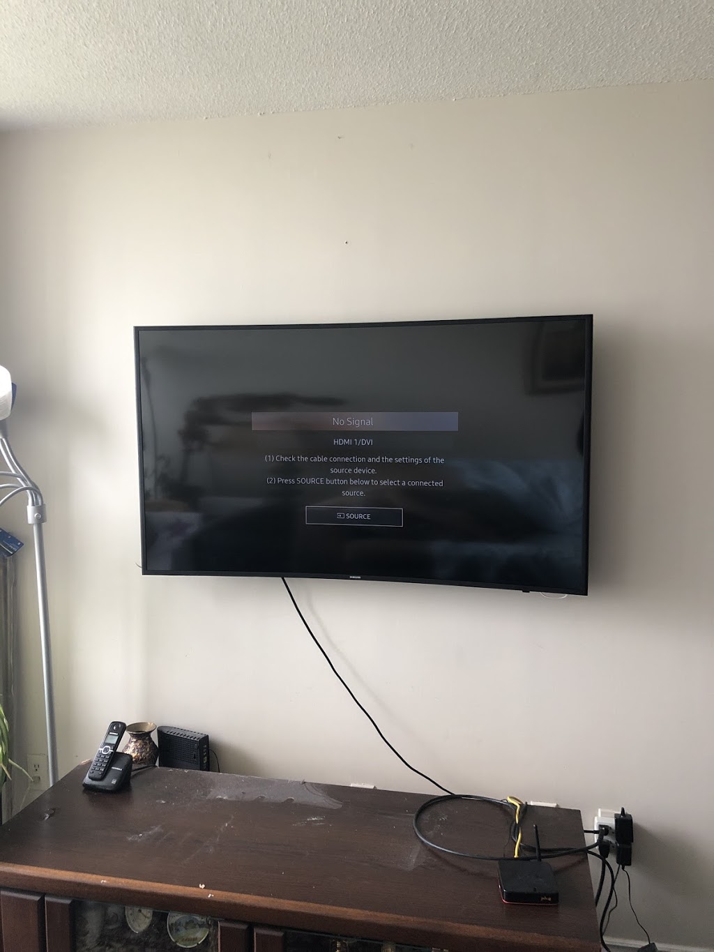 TV Mounting Installation GTA | 15 Castlehill Rd, Brampton, ON L6Y 2N3, Canada | Phone: (647) 230-3562