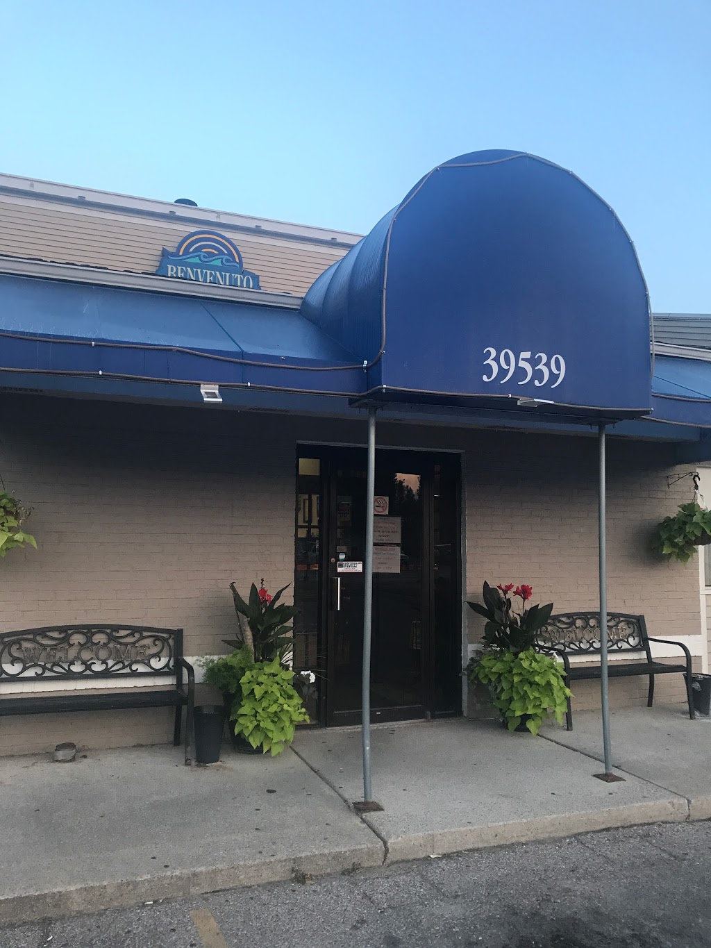 Benvenuto Family Restaurant | 39539 Jefferson Ave, Harrison Charter Township, MI 48045, USA | Phone: (586) 493-6002