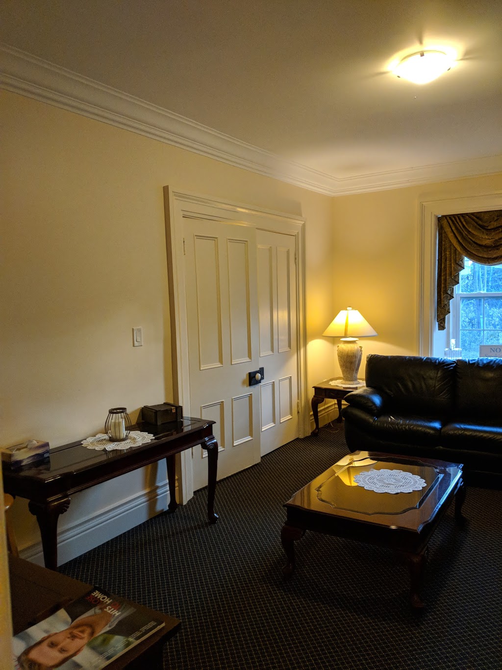 David Springer Estate | 2373 Dundas St, Burlington, ON L7P 0S8, Canada | Phone: (905) 869-2988