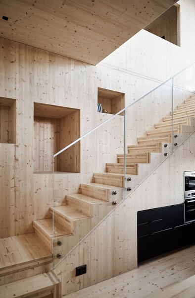 Toronto Glass & Railings | 4 Carlaw Ave, Toronto, ON M4M 2R5, Canada | Phone: (416) 876-8841