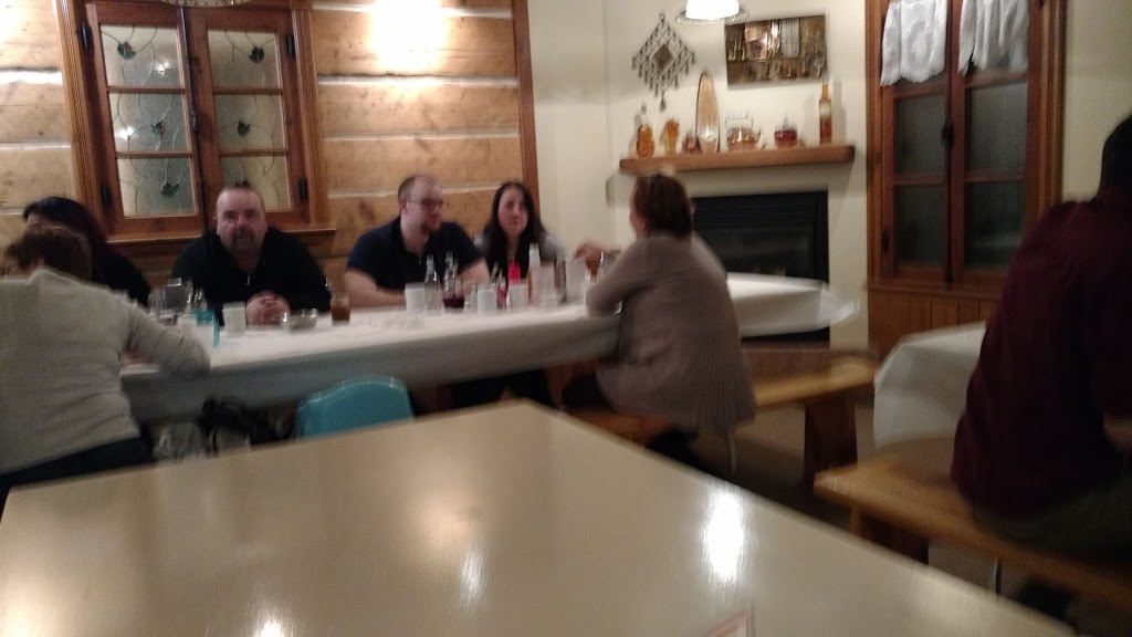 Cabane à sucre Le Goinfre (Sur Réservation ) | 7766 Rang Saint Vincent, Mirabel, QC J7N 2T6, Canada | Phone: (450) 258-0876