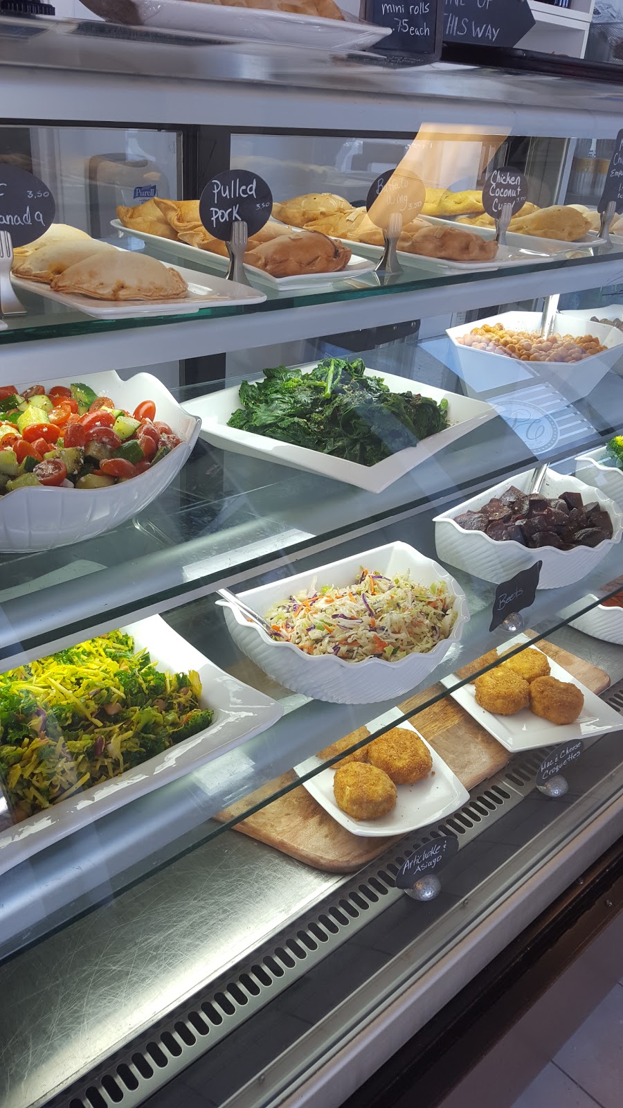 The Pasta Corner | 438 Gibraltar Dr, Mississauga, ON L5T 2P2, Canada | Phone: (905) 564-6255