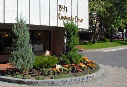 The Riversides | 1591 Lycée Place, Ottawa, ON K1G 5X9, Canada | Phone: (613) 600-2457