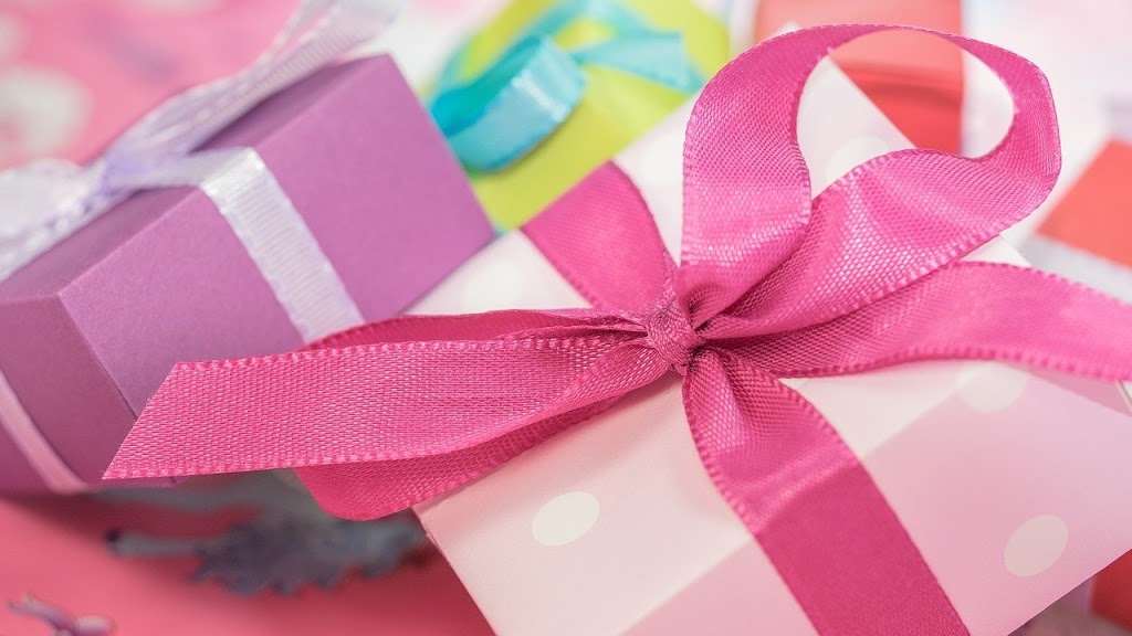 Easy Surprise Gift | 9883 Hidden Valley Dr NW, Calgary, AB T3A 5K4, Canada | Phone: (403) 708-1983
