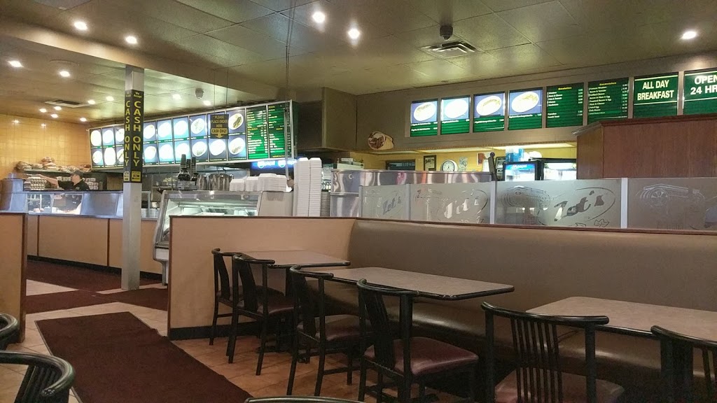 ZETS Restaurant | 6445 Airport Rd, Mississauga, ON L4V 1E4, Canada | Phone: (905) 678-1114