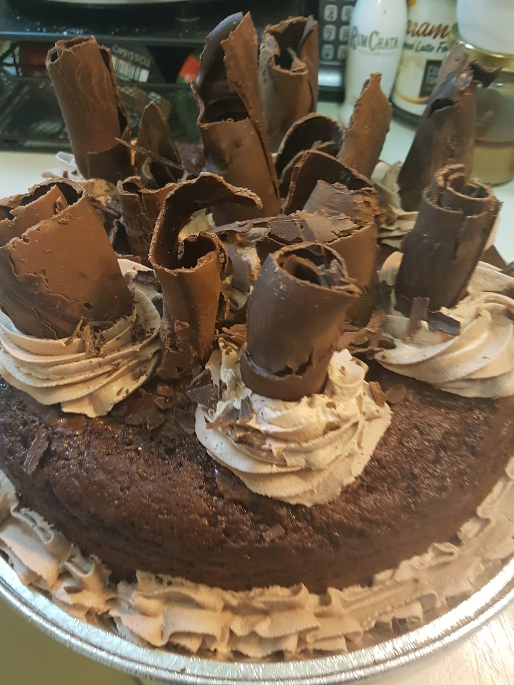 Schmoozers Cafe | 123 Doncaster St, Winnipeg, MB R3N 2B4, Canada | Phone: (204) 477-7418