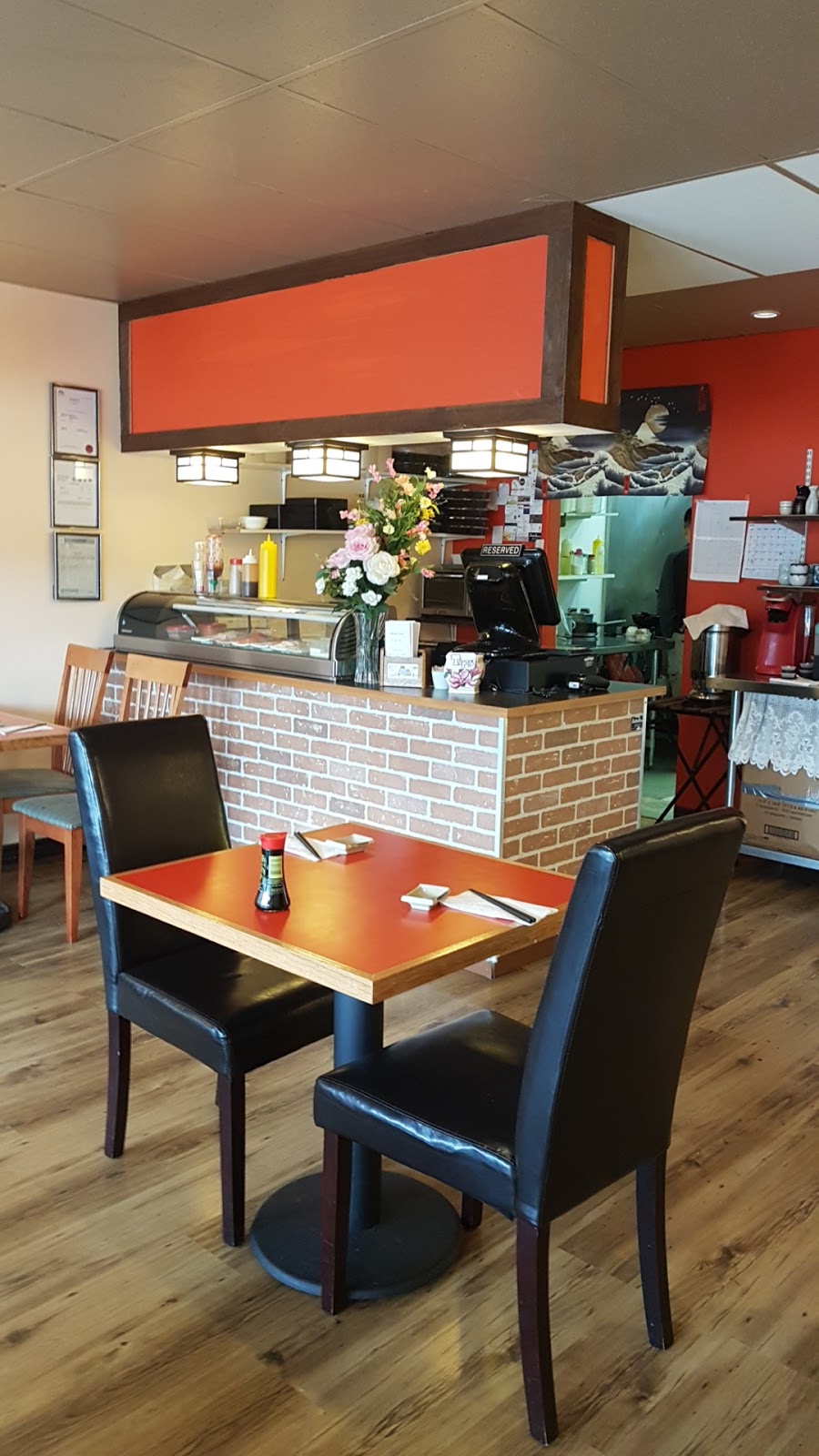 Lakeside Sushi | 78 Cowichan Lake Rd #2, Lake Cowichan, BC V0R 2G0, Canada | Phone: (250) 932-9012