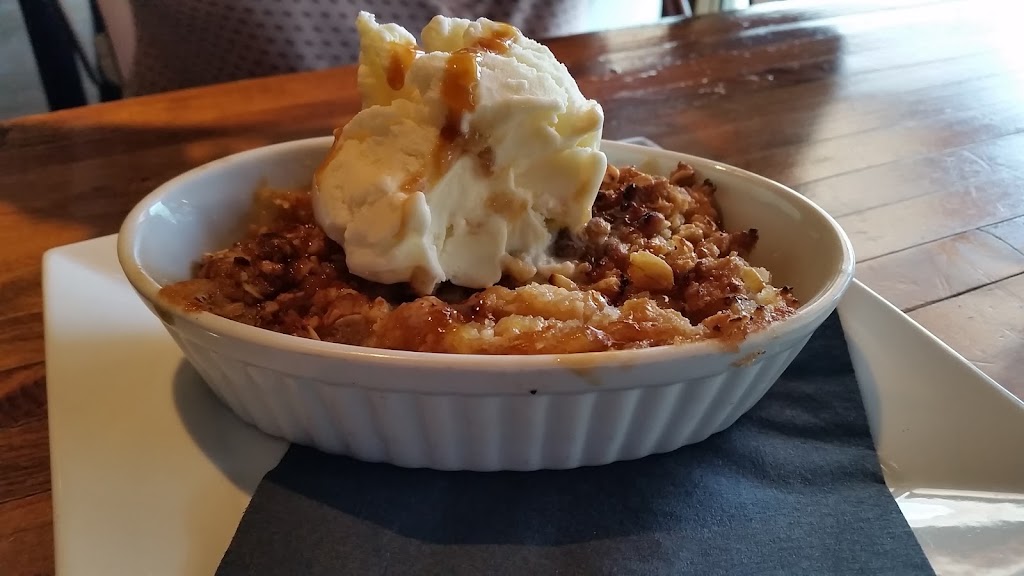 The Barrels Head Gastropub | 141 Hampton Rd, Rothesay, NB E2E 2N6, Canada | Phone: (506) 216-2622