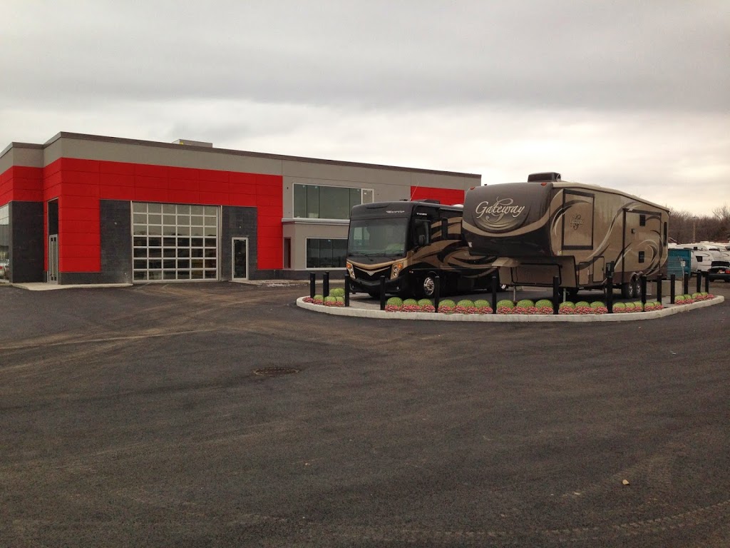 Luxury RV | Sale | 3015 Chemin Gascon, Mascouche, QC J7L 3X7, Canada | Phone: (855) 385-1465