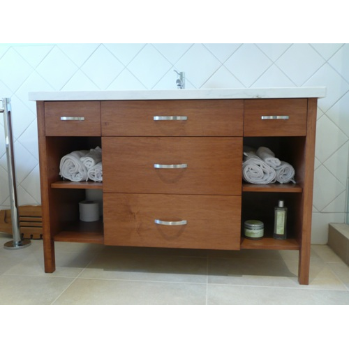 Jencia Custom Cabinets & Mantels Inc. | 2586 Dunwin Dr Unit 5A, Mississauga, ON L5L 1J5, Canada | Phone: (905) 820-2542