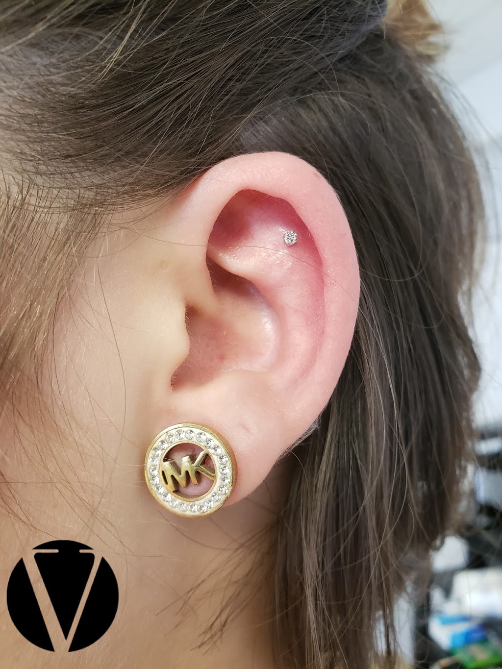 V Salon | 89 Rue Principale #100, Châteauguay, QC J6K 1G1, Canada | Phone: (450) 201-0908