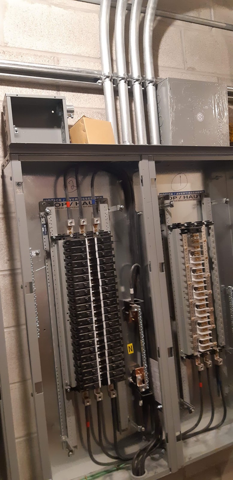 Wallys Electrical Service ECRA ESA 7014447 | 174 Coddington street, Barrie, ON L4M 1S1, Canada | Phone: (705) 725-2021