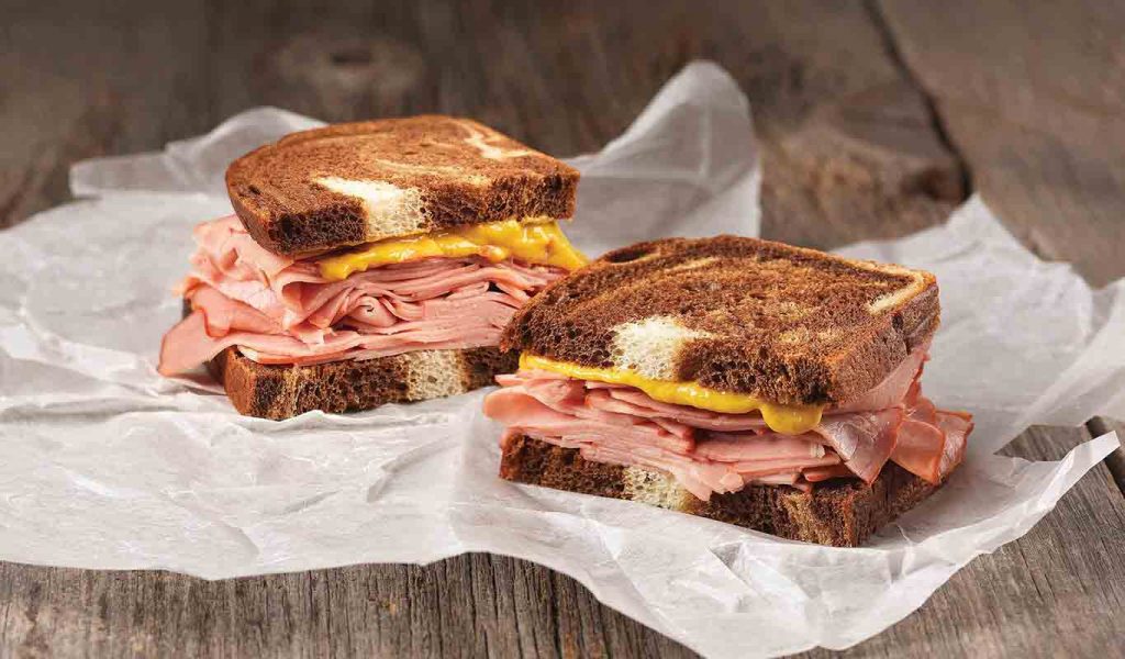 Druxys Famous Deli | 201 Georgian Dr, Barrie, ON L4M 6M2, Canada | Phone: (705) 797-2391
