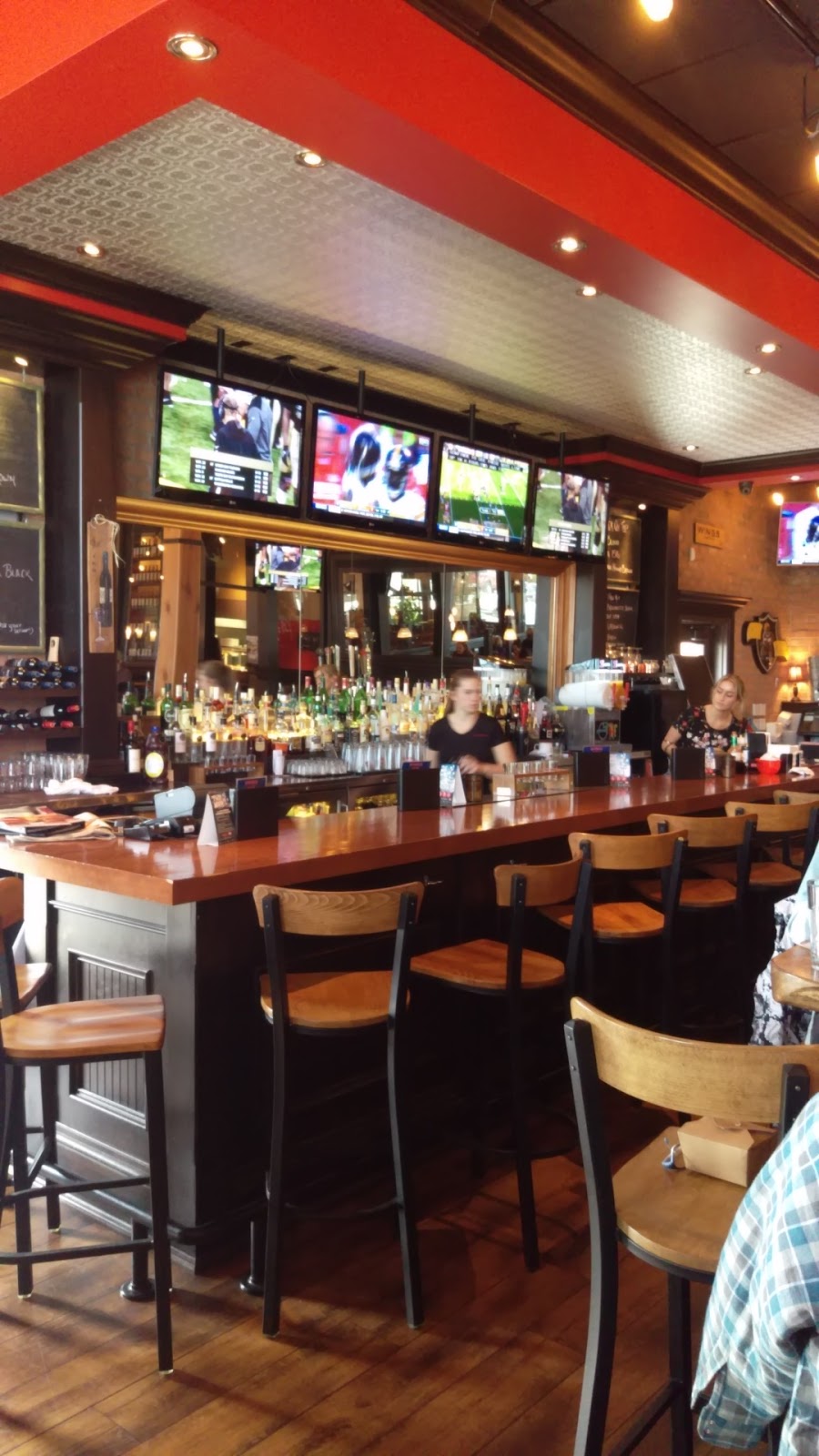 WINGS Vernon | 5200 Anderson Way #101, Vernon, BC V1T 9V2, Canada | Phone: (778) 475-2979