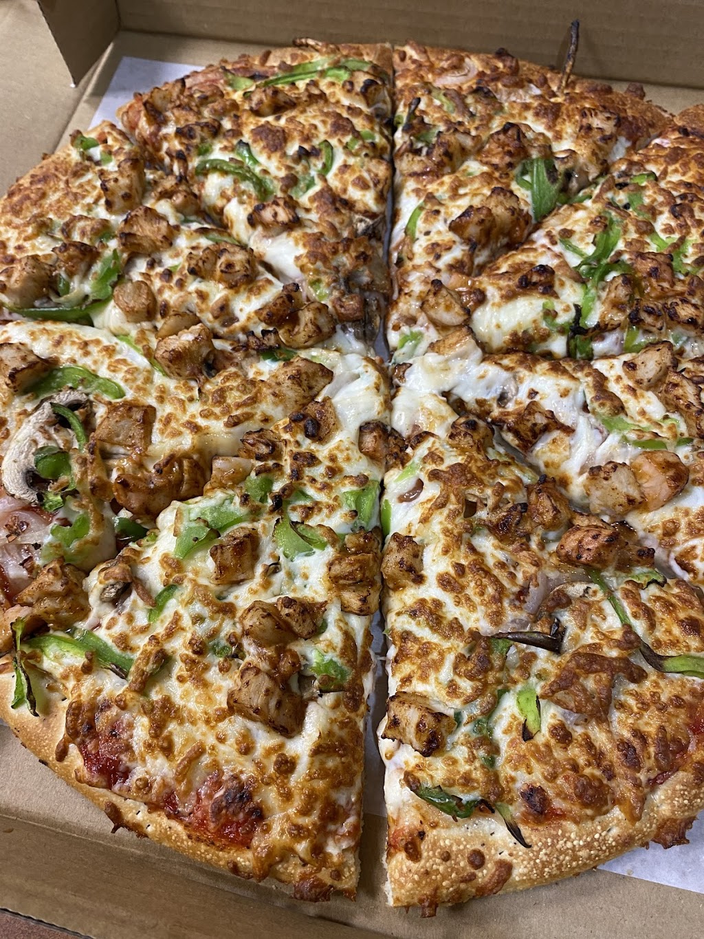 Pepperazzi Pizza n Kitchen | 6440 Main St, Vancouver, BC V5W 2V4, Canada | Phone: (604) 301-0009