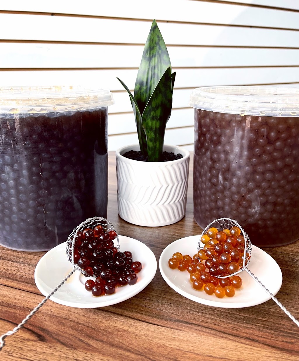 Le Panache boissons & gourmandises | 71 Rue Wellington, Coaticook, QC J1A 2H6, Canada | Phone: (819) 804-0650