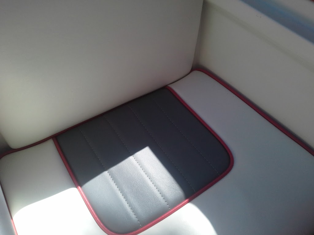 Mervs Upholstery | 9696 Barr St, Mission, BC V2V 7E1, Canada | Phone: (604) 820-7666