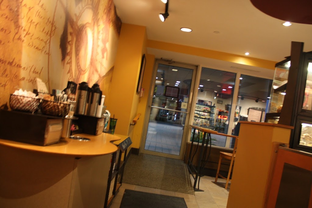 Starbucks | 6688 Fallsview Blvd, Niagara Falls, ON L2G 7M9, Canada | Phone: (905) 354-0434