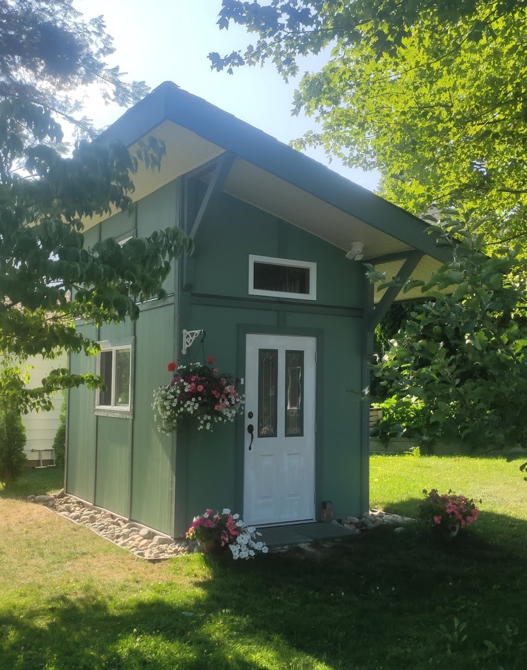 Sea to sky sewing | Back shed, 1010 Cypress Pl, Brackendale, BC V0N 1H0, Canada | Phone: (604) 849-2058