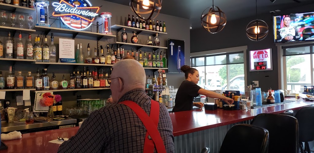 Road House Bar & Grille | 1st St, Deming, WA 98244, USA | Phone: (360) 366-8023