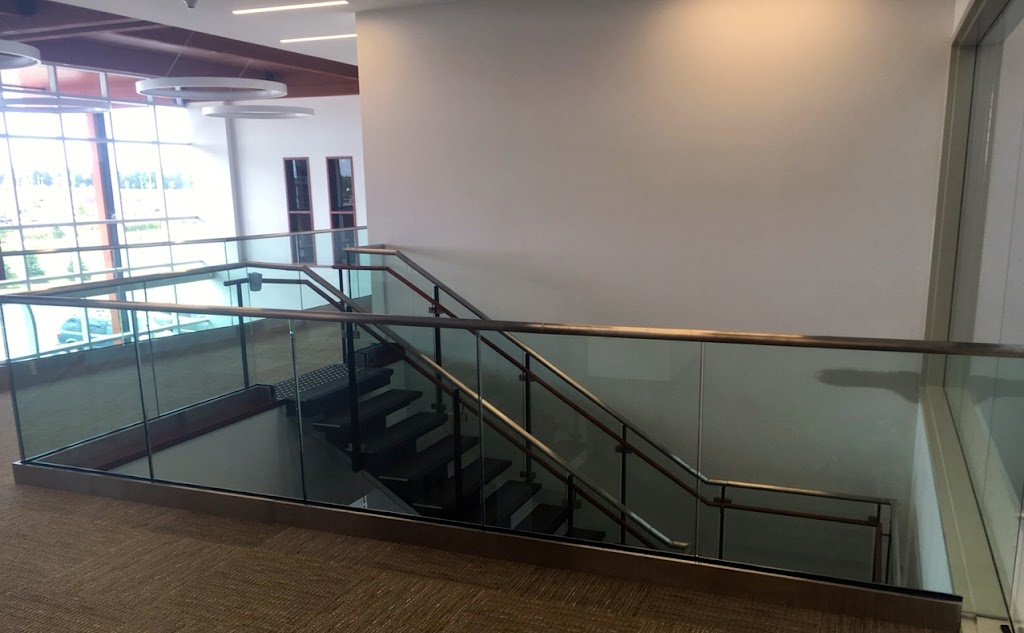 Johns Glass | 2265 Petawawa Blvd, Pembroke, ON K8A 7G7, Canada | Phone: (613) 687-2530