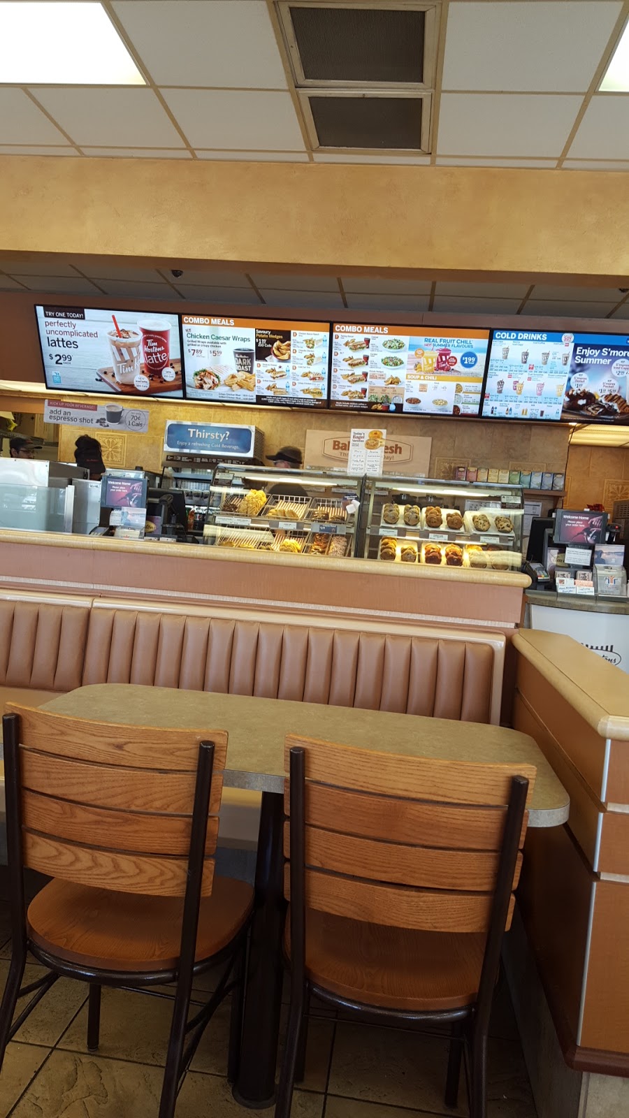 Tim Hortons | 1900 Walkers Line, Burlington, ON L7M 4W5, Canada | Phone: (905) 331-1426
