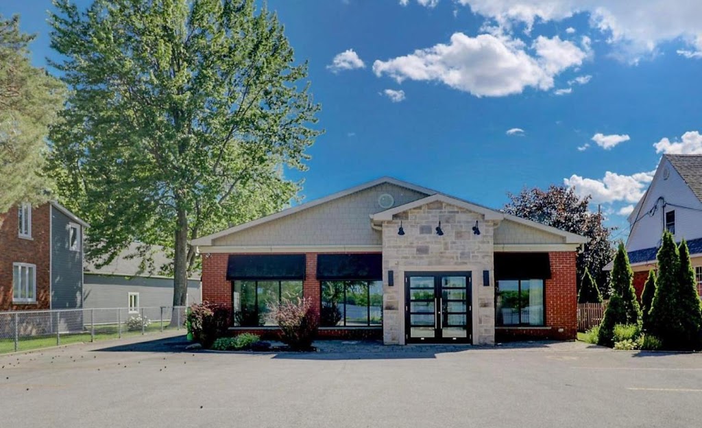 Lara Ipekian, Psychosocial Consultant | 19820 Boul Gouin O, Pierrefonds-Roxboro, QC H9K 1B4, Canada | Phone: (514) 542-6888