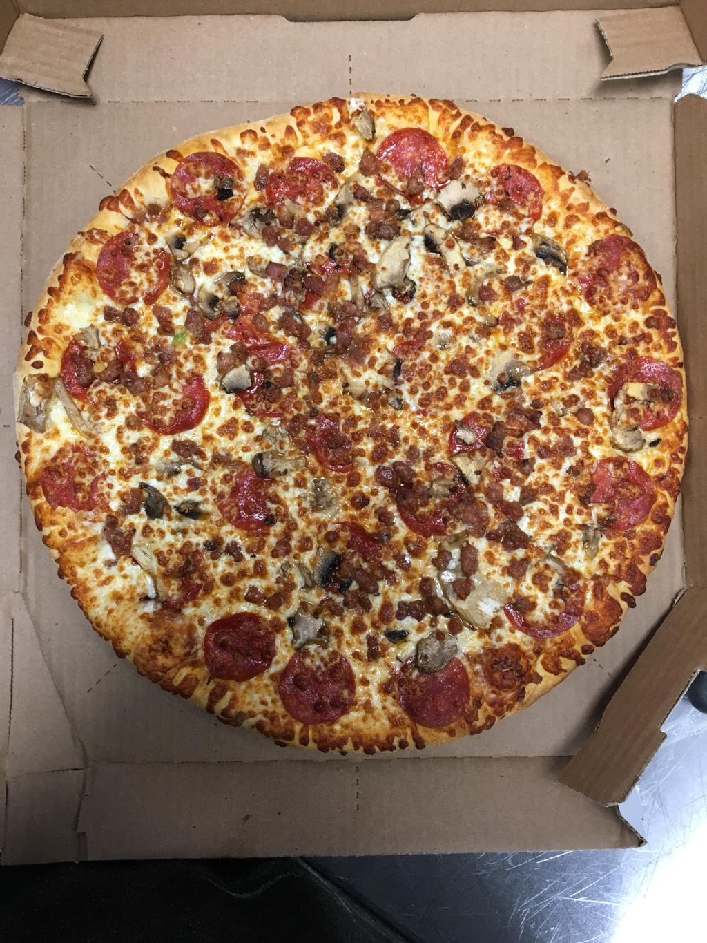 Dominos Pizza | 800 Franklin Blvd, Cambridge, ON N1R 7Z1, Canada | Phone: (519) 624-8050
