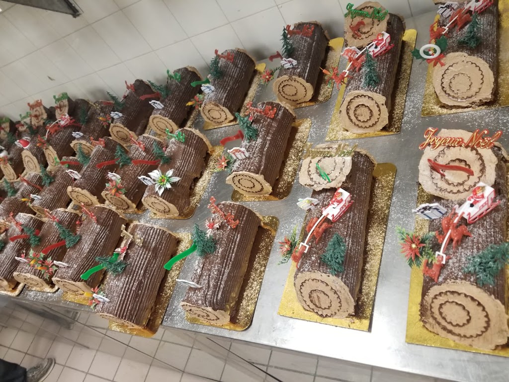 LE ROYAL Pâtisserie-Boulangerie | 740 Boulevard Cote Vertu Ouest #172, Saint-Laurent, QC H4L 5C8, Canada | Phone: (514) 419-9585