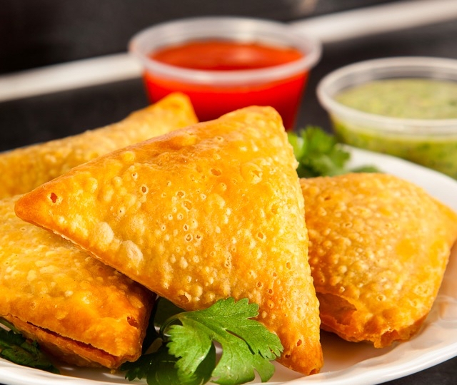 Canadian Classic Pizza | 6800 Memorial Dr E, Calgary, AB T2A 6V3, Canada | Phone: (403) 454-6644