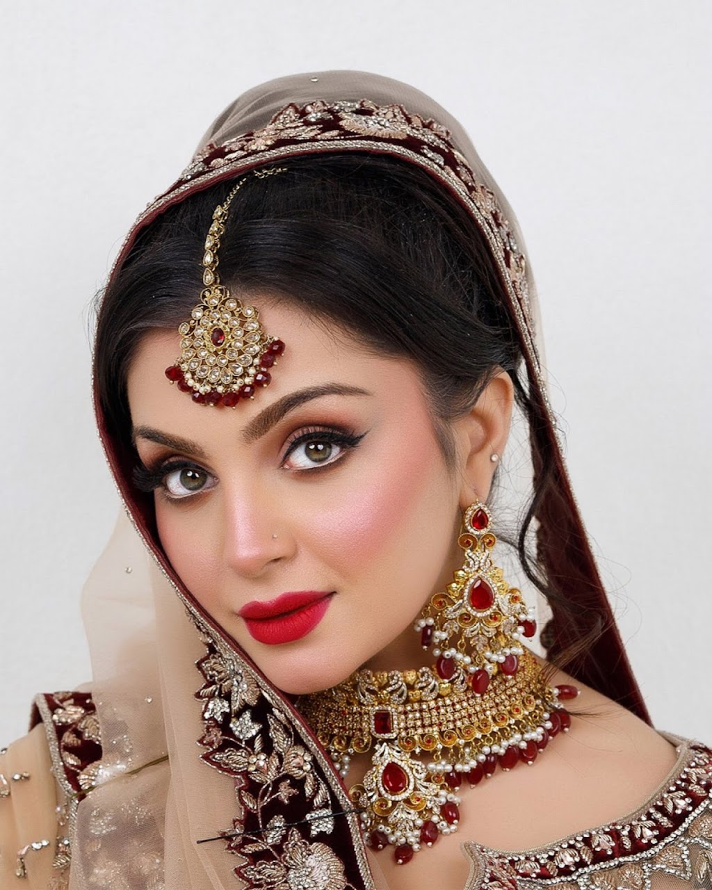 GTA Makeup artist | Derry Rd W, Milton, ON L5B 8L6, Canada | Phone: (416) 467-8138