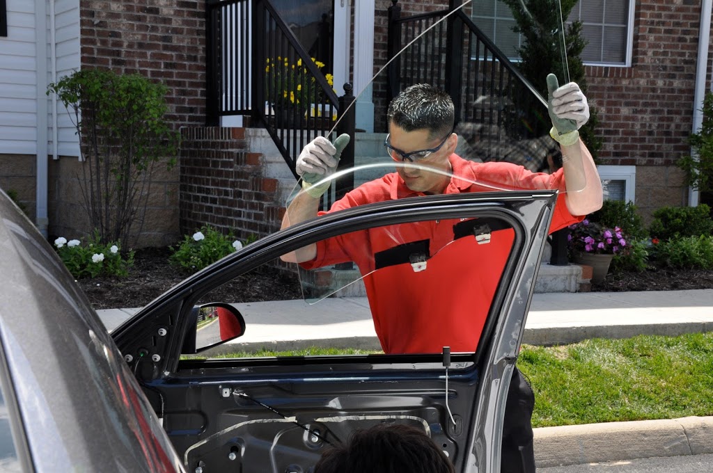 Safelite AutoGlass | 8916 Sheridan Dr, Clarence, NY 14031, USA | Phone: (877) 664-8932