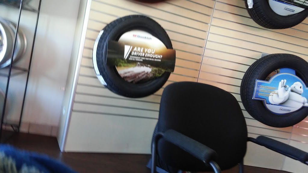 Active Green+Ross Tire & Automotive Centre | 779 The Queensway, Etobicoke, ON M8Z 1N4, Canada | Phone: (416) 251-3333