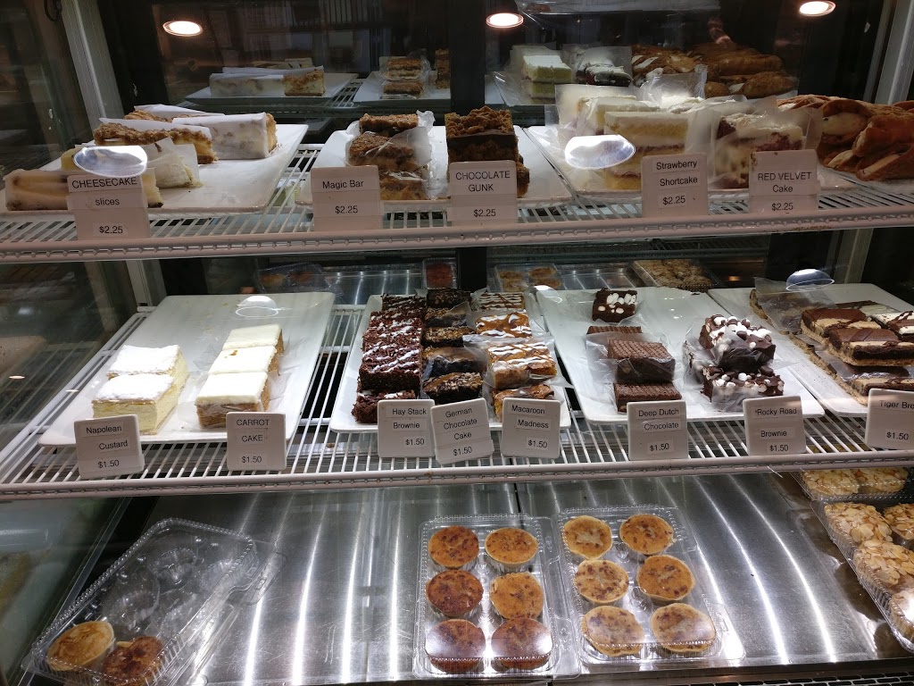 Azores Cambridge Bakery | bakery | 244 Elgin St N, Cambridge, ON N1R 5J1, Canada | 5196232660 OR +1 519-623-2660