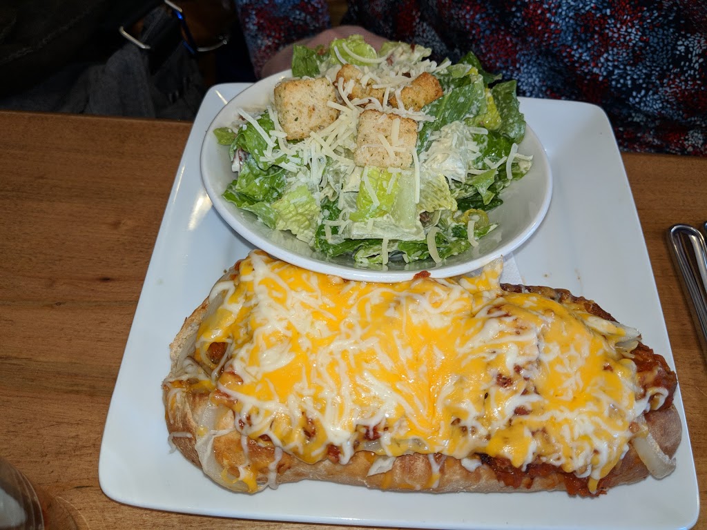 Old Joes Cabin | 402 Durham St E, Walkerton, ON N0G 2V0, Canada | Phone: (519) 507-5264