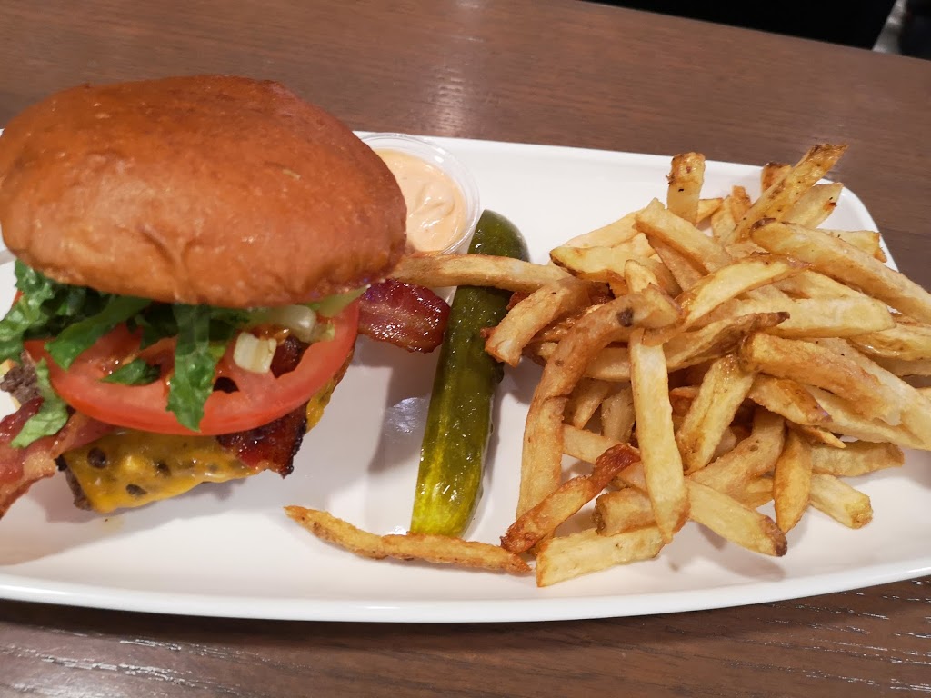Delux Burger Bar | Edmonton International Airport, AB T0C 0V0, Canada | Phone: (587) 274-2757