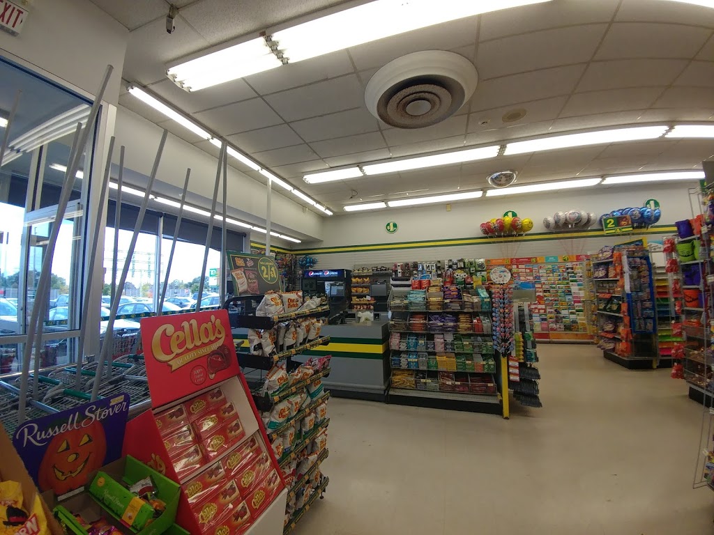 Dollarama 1077 North Service Rd Applewood Mall, Mississauga, ON L4Y