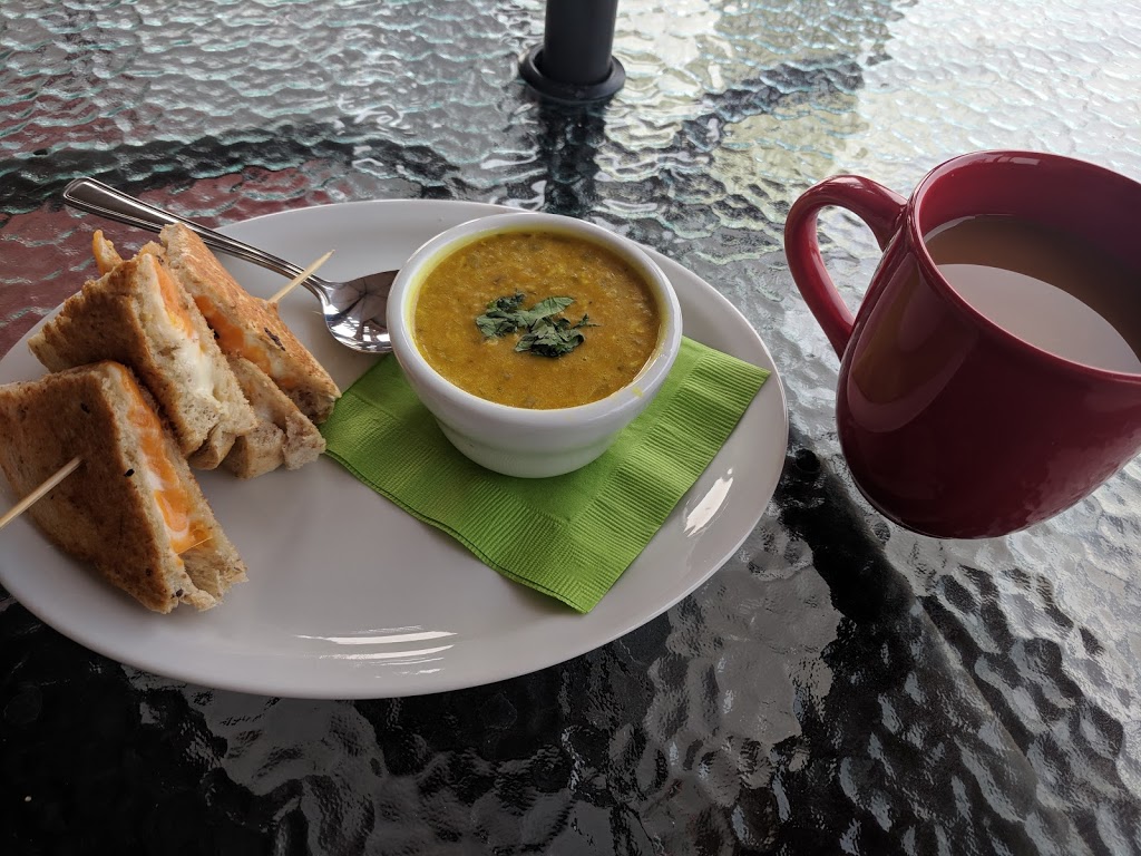 Hillcrest Farm Market | 700 BC-33, Kelowna, BC V1X 7W4, Canada | Phone: (250) 765-8000