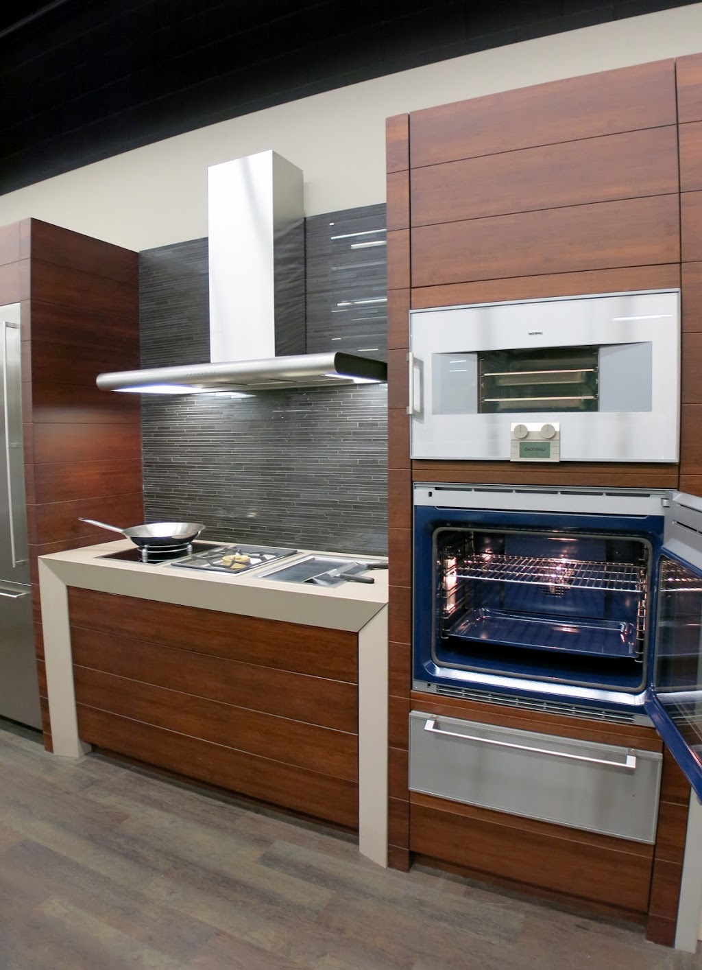 Geniers Appliances | 2205 48 Ave, Vernon, BC V1T 3P9, Canada | Phone: (250) 545-0664