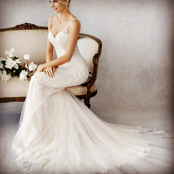 Brendas Bridal Boutique | 18 Yonge St N, Tara, ON N0H 2N0, Canada | Phone: (519) 934-3883