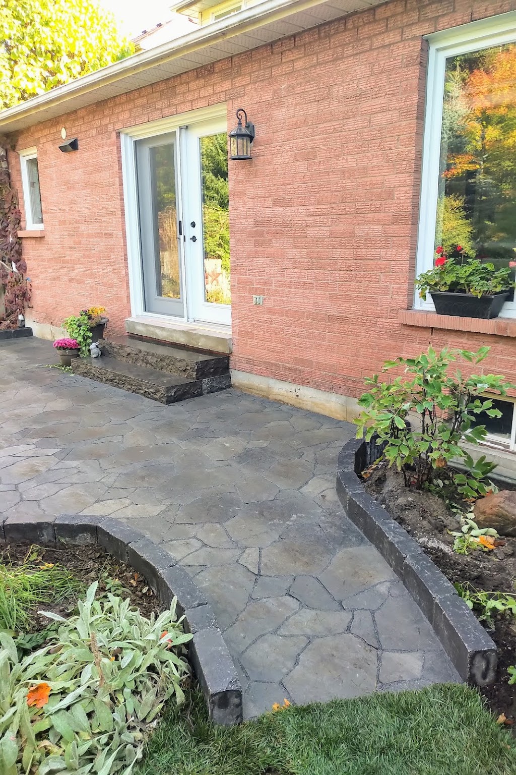 Durham Curb Appeal | 182 Seneca Ave, Oshawa, ON L1G 7S6, Canada | Phone: (905) 243-5772