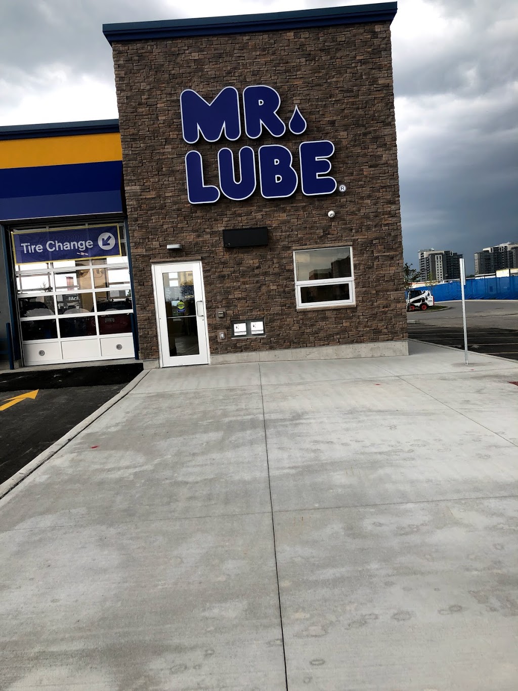 Mr. Lube | 1185 Fanshawe Park Rd W, London, ON N6G 0R9, Canada | Phone: (519) 474-9900