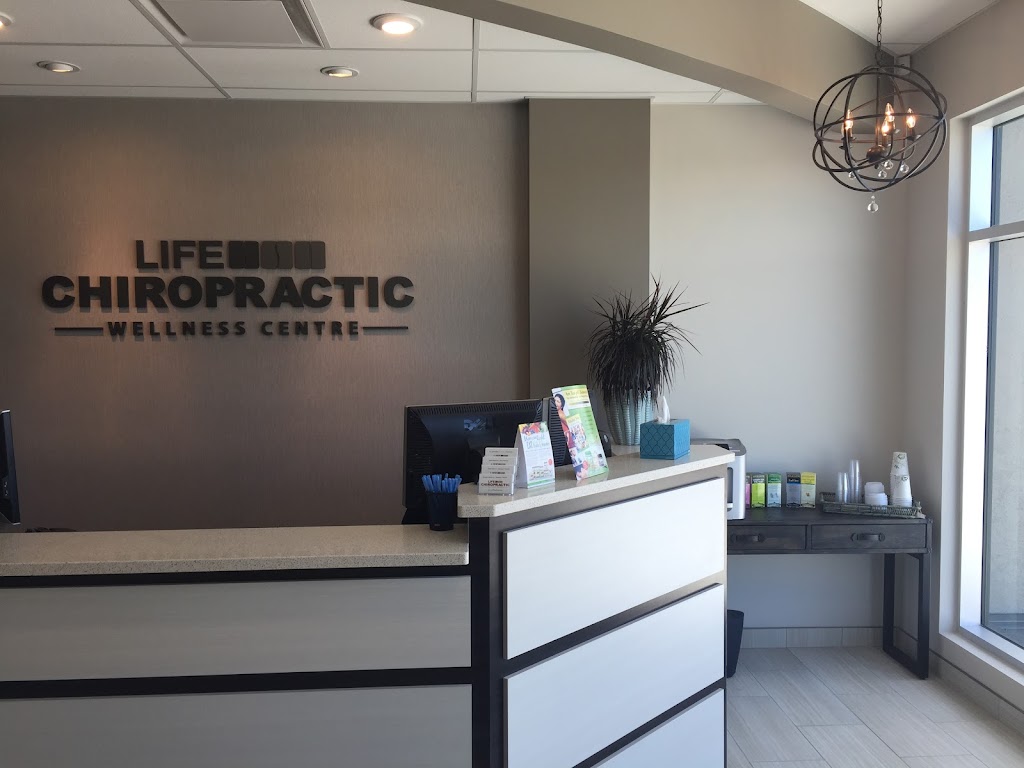Life Chiropractic Wellness Centre | 6 Clearview Market Way #120, Red Deer, AB T4P 0M9, Canada | Phone: (403) 346-5433