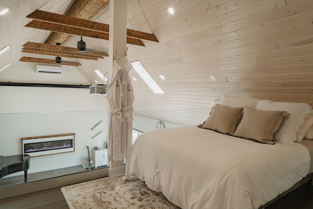 The Loft on St. Paul | 35 St Paul St, Belleville, ON K8N 3E6, Canada | Phone: (613) 921-2667